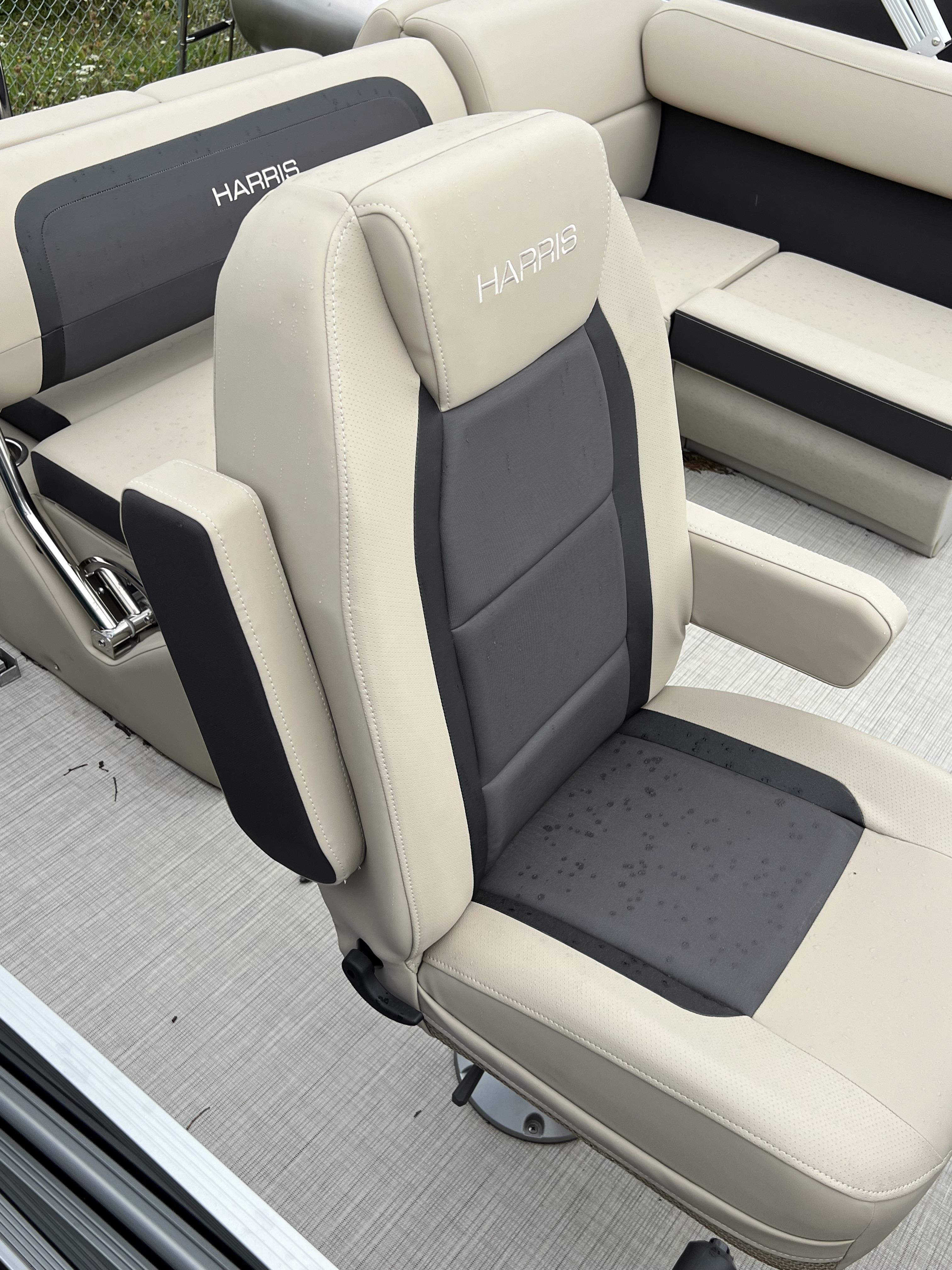 2025 Harris CRUISER 190 with  60 HP ELPT CT Mercury - Photo 16